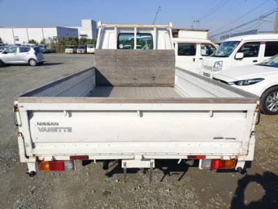 Nissan VANETTE TRUCK  с аукциона в Японии