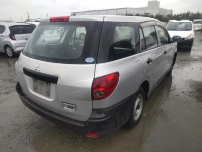 Mitsubishi LANCER VAN  с аукциона в Японии