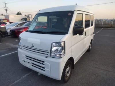 Mitsubishi Minicab Van