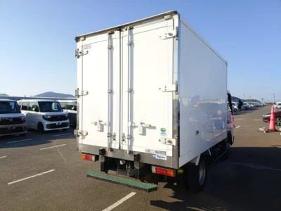 Mitsubishi Fuso Canter
