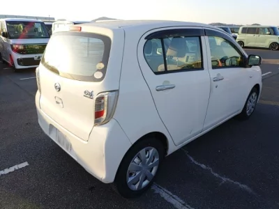 Daihatsu MIRA E S  с аукциона в Японии