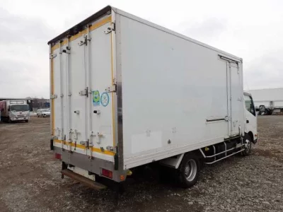Hino DUTRO  с аукциона в Японии