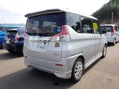 Suzuki Solio