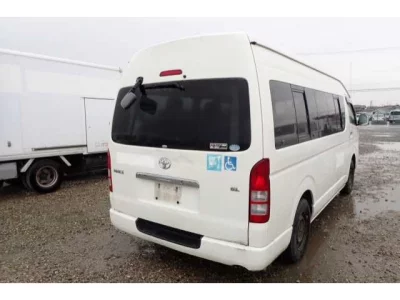 Toyota HIACE  с аукциона в Японии
