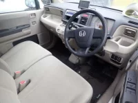 Honda LIFE лот № 73 оценка 3.5  с аукциона в Японии 2