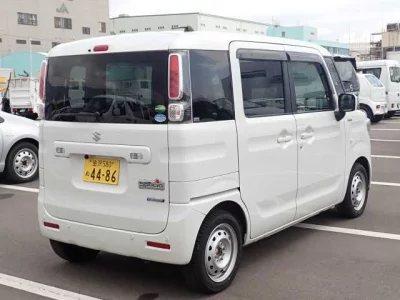 Suzuki Spacia
