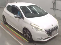 Peugeot 208 лот № 50306 оценка 3.5  с аукциона в Японии 4