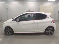 Peugeot 208 лот № 50306 оценка 3.5  с аукциона в Японии 3
