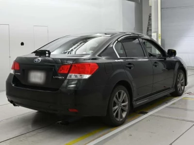 Subaru LEGACY B4