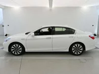 Honda ACCORD лот № 30013 оценка 4  с аукциона в Японии 3