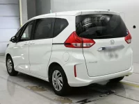 Honda FREED лот № 30042 оценка 4.5  с аукциона в Японии 5