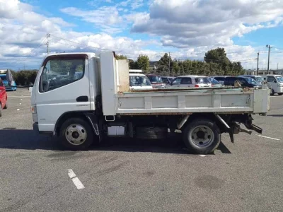 Mitsubishi Fuso Canter