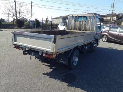Mitsubishi Fuso Canter