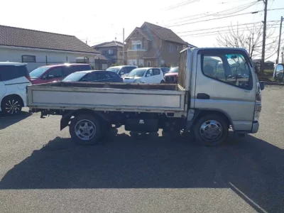 Mitsubishi Fuso Canter