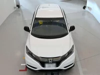 Honda VEZEL лот № 30006 оценка 4  с аукциона в Японии 6