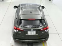 Honda VEZEL лот № 30070 оценка 3.5  с аукциона в Японии 7