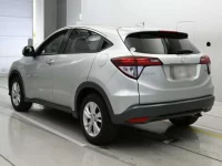 Honda VEZEL лот № 30095 оценка 4  с аукциона в Японии 5
