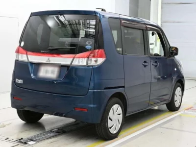Mitsubishi Delica D:2