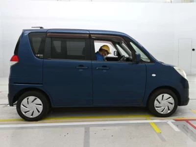 Mitsubishi Delica D:2