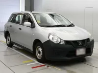 Mitsubishi LANCER VAN лот № 90172 оценка 3.5  с аукциона в Японии 4