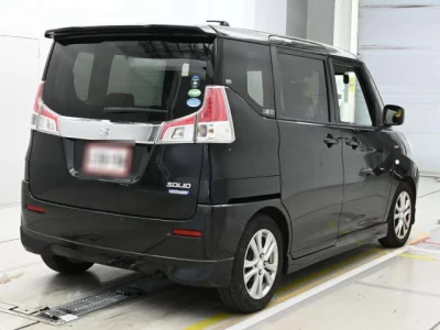 Suzuki Solio