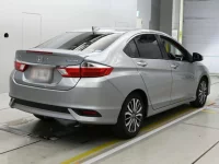 Honda GRACE лот № 30412 оценка 3.5  с аукциона в Японии 1