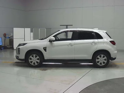 Mitsubishi RVR