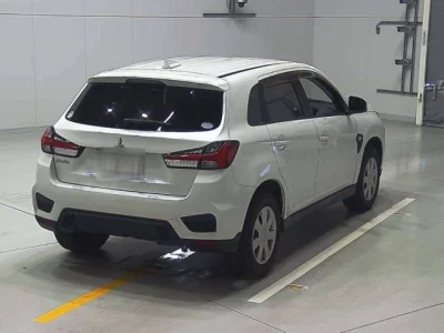 Mitsubishi RVR