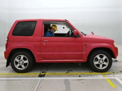 Mitsubishi PAJERO MINI  с аукциона в Японии