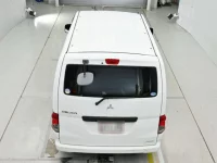 Mitsubishi DELICA лот № 40036 оценка 4  с аукциона в Японии 7