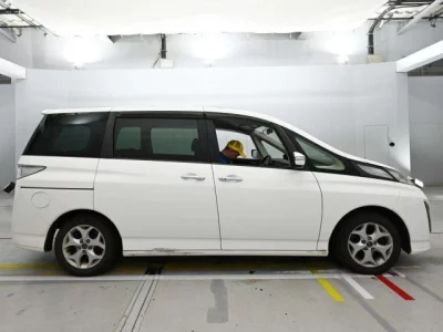 Mazda BIANTE