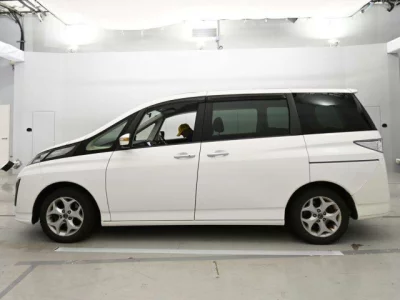 Mazda Biante