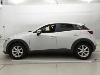 Mazda CX-3 лот № 30098 оценка 4  с аукциона в Японии 3