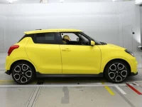 Suzuki SWIFT лот № 36225 оценка 4.5  с аукциона в Японии 2