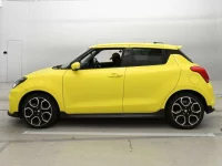 Suzuki SWIFT лот № 36225 оценка 4.5  с аукциона в Японии 3
