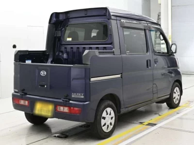 Daihatsu Hijet Deck Van