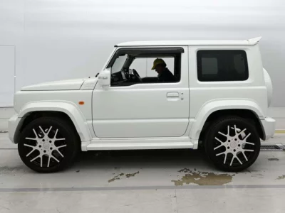Suzuki Jimny Sierra