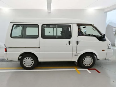 Mazda Bongo Van
