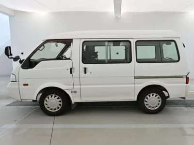 Mazda Bongo Van