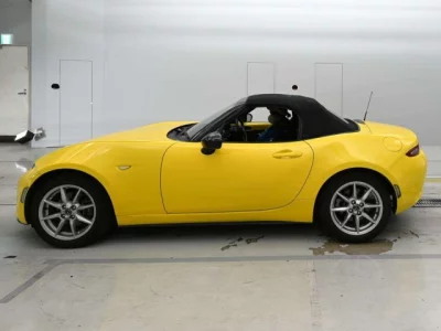 Mazda Roadster