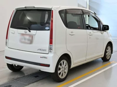 Daihatsu MOVE  с аукциона в Японии