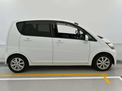 Daihatsu MOVE  с аукциона в Японии