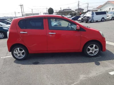 Daihatsu MIRA E S