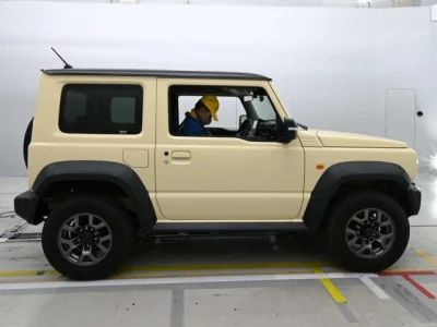 Suzuki Jimny Sierra