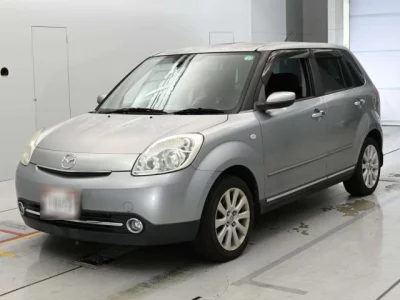 Mazda Verisa