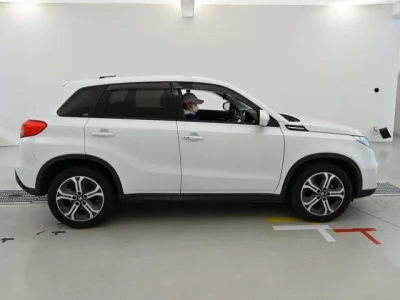Suzuki Escudo