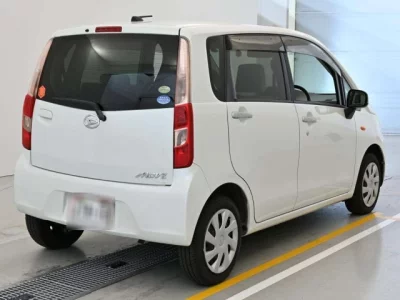 Daihatsu MOVE  с аукциона в Японии
