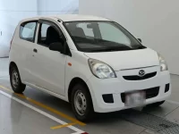 Daihatsu MIRA лот № 9253 оценка 3.5  с аукциона в Японии 4