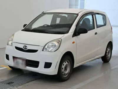 Daihatsu MIRA  с аукциона в Японии