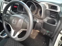 Honda FIT лот № 11092 оценка 3.5  с аукциона в Японии 8